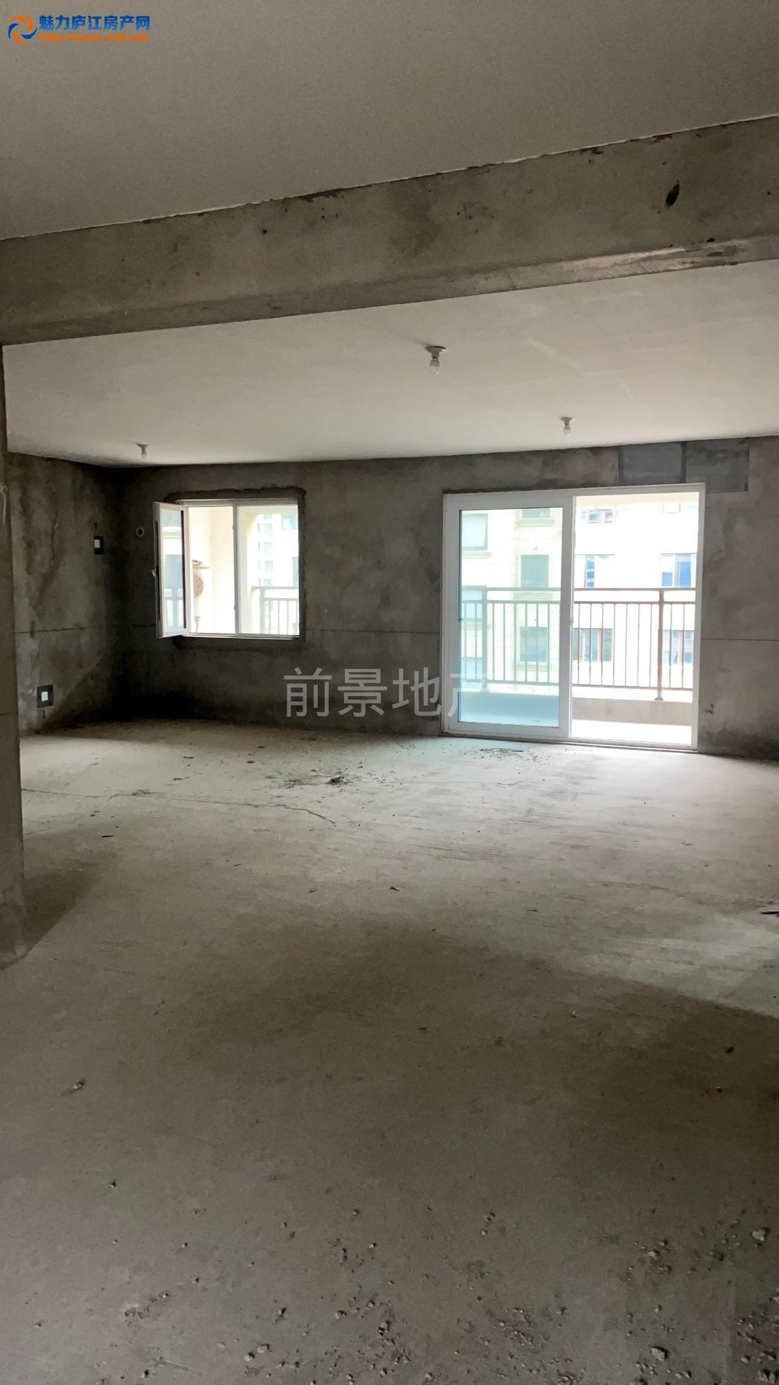 城东标杆小区，洋房中的精品户型，黄金楼层，只要你看到就想拥有它