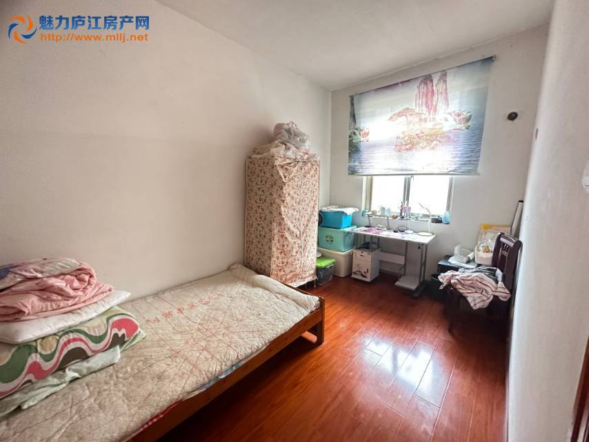 急售康乔家园 简装三房 好楼层 户型南北通透 采光无敌 地段好生活方便 急卖看谈