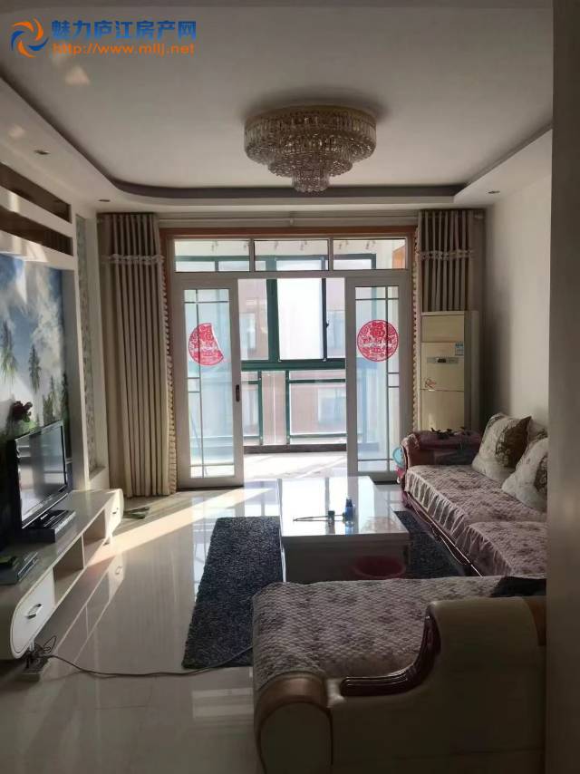 出租信息 御龙湾商品房，自住装修，拎包入住，117平，三室两厅，挂价16000